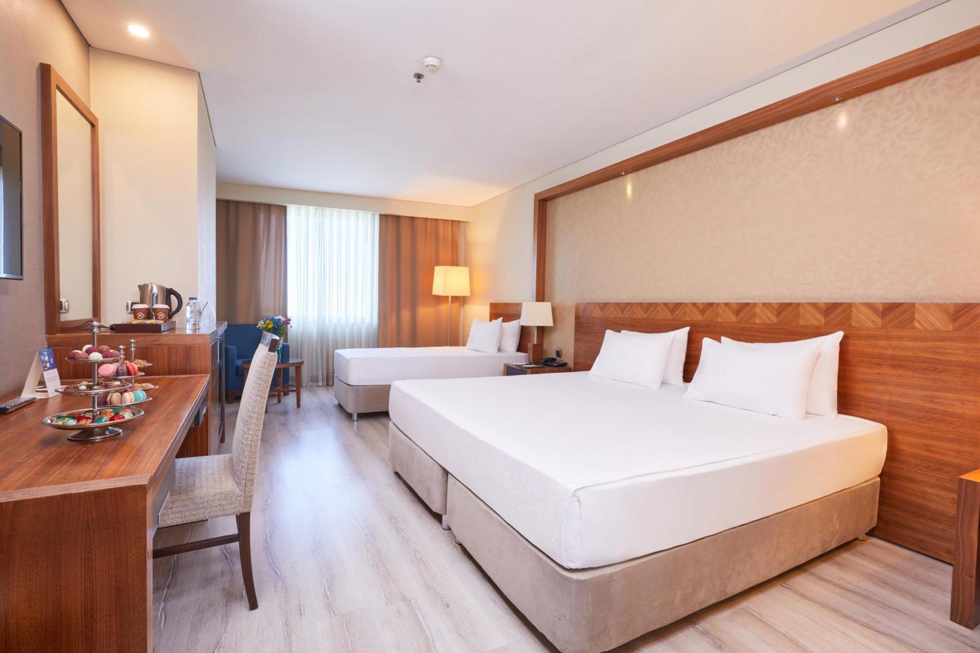 Dedeman Konya Hotel Convention Center Exterior photo